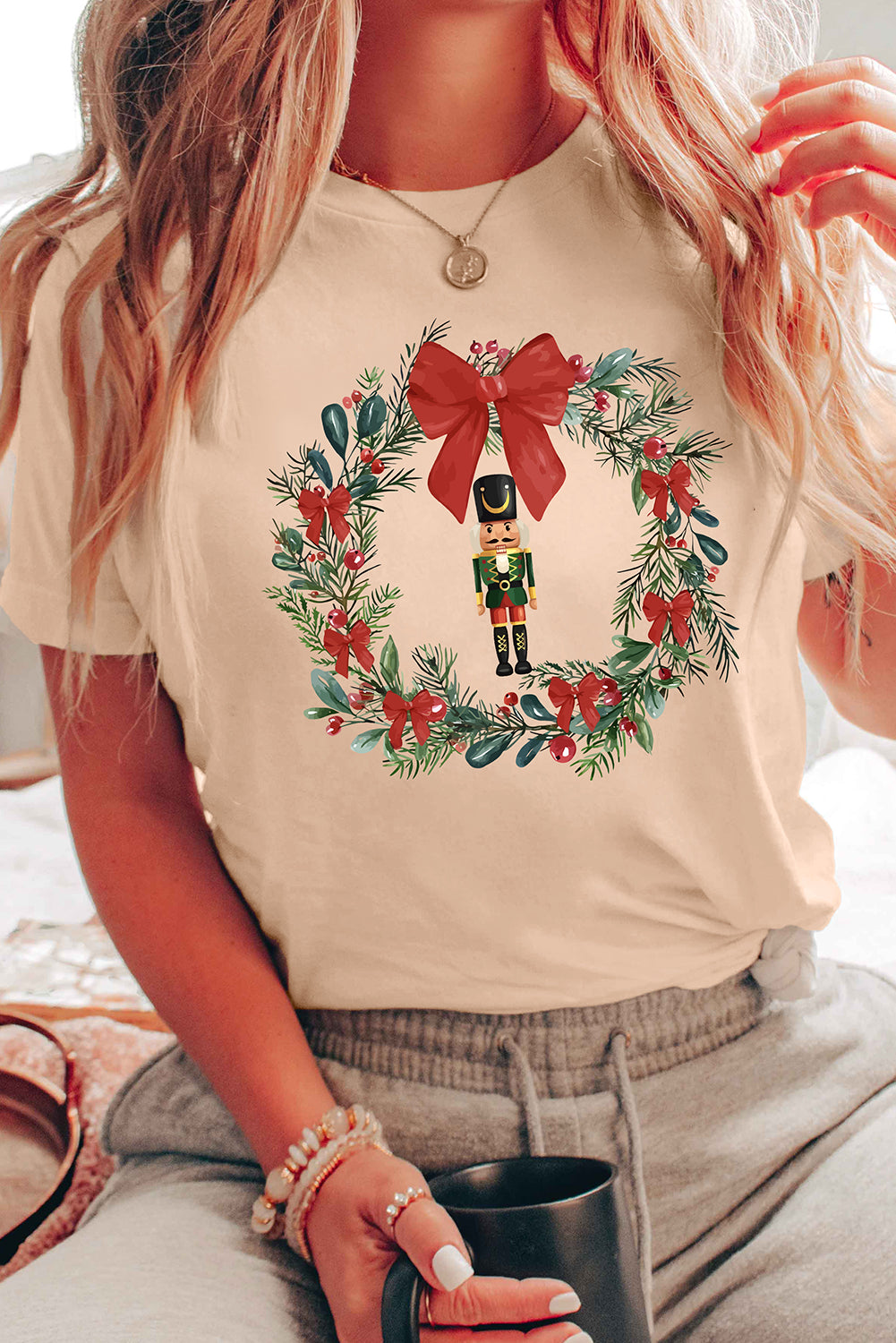 Graphic Tees - Khaki Nutcracker Bow Christmas Wreath Crewneck Printed T Shirt