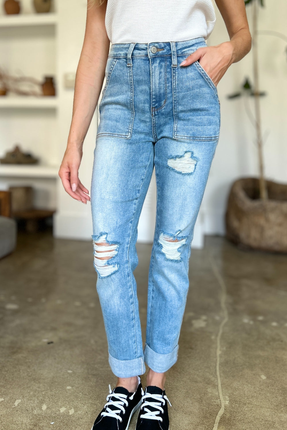 Judy Blue Full Size Distressed Straight Jeans with Patch Pockets-True and Wild