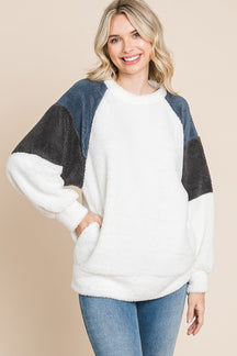 Culture Code Color Block Faux Fur Raglan Sleeve Sweatshirt-True and Wild