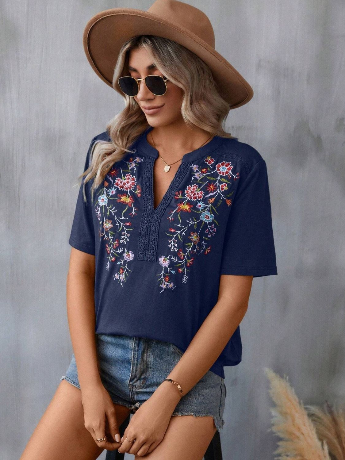 Embroidered Notched Short Sleeve T-Shirt