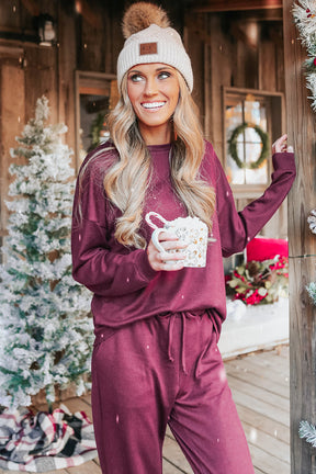 Red Casual Long Sleeve Pullover & Joggers Pajamas Set-True and Wild