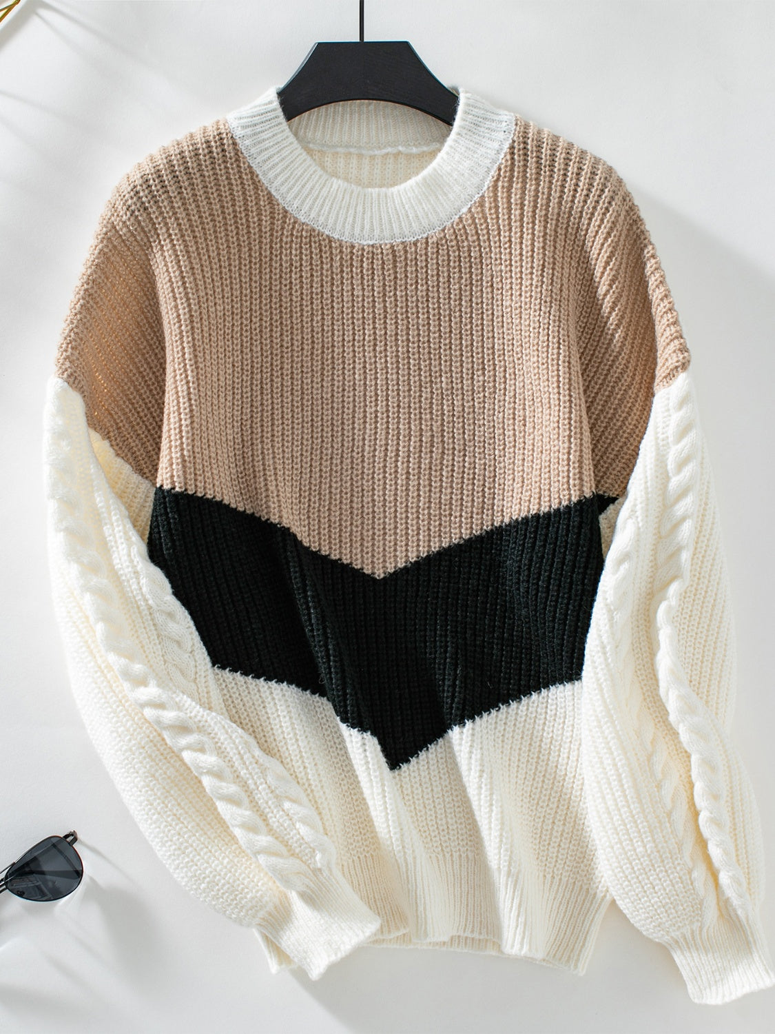 Contrast Round Neck Long Sleeve Sweater-True and Wild