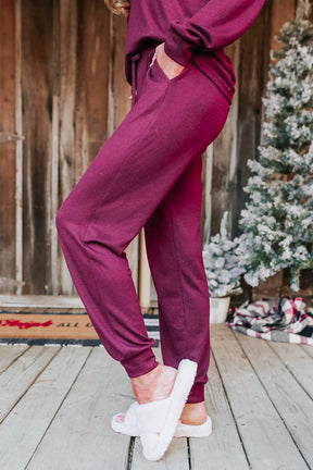 Red Casual Long Sleeve Pullover & Joggers Pajamas Set-True and Wild