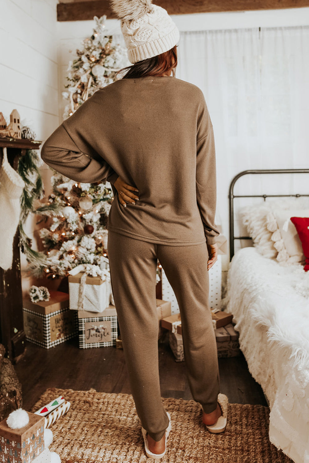 Red Casual Long Sleeve Pullover & Joggers Pajamas Set-True and Wild