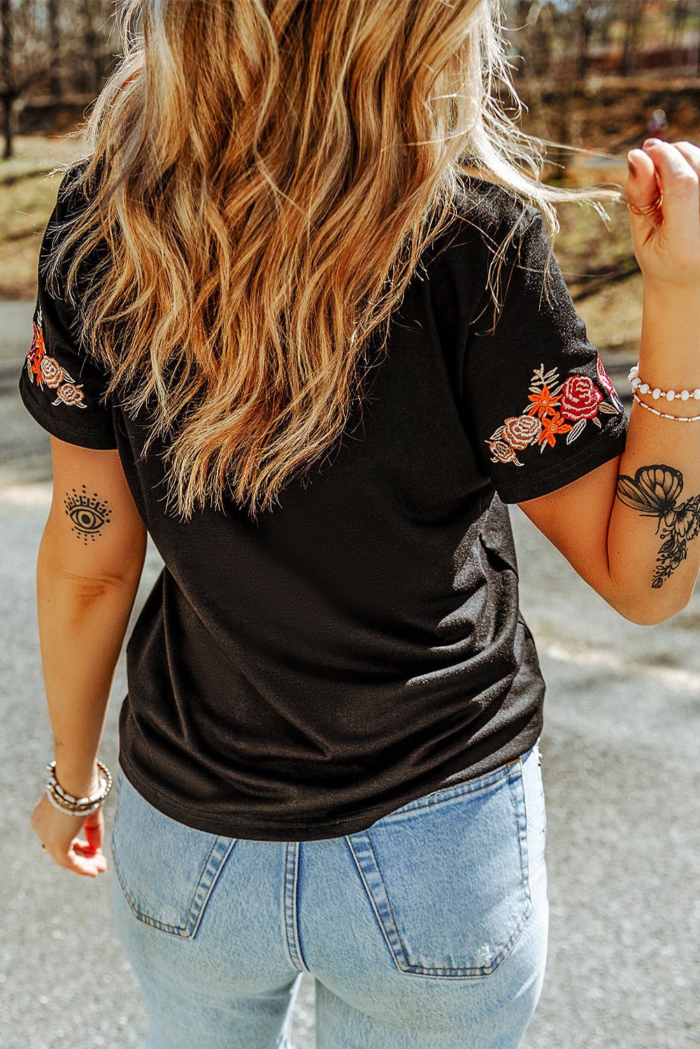 Black Casual Floral Embroidered Round Neck T Shirt-True and Wild